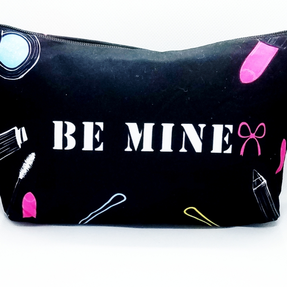 🏷Cute Cosmetic Bag